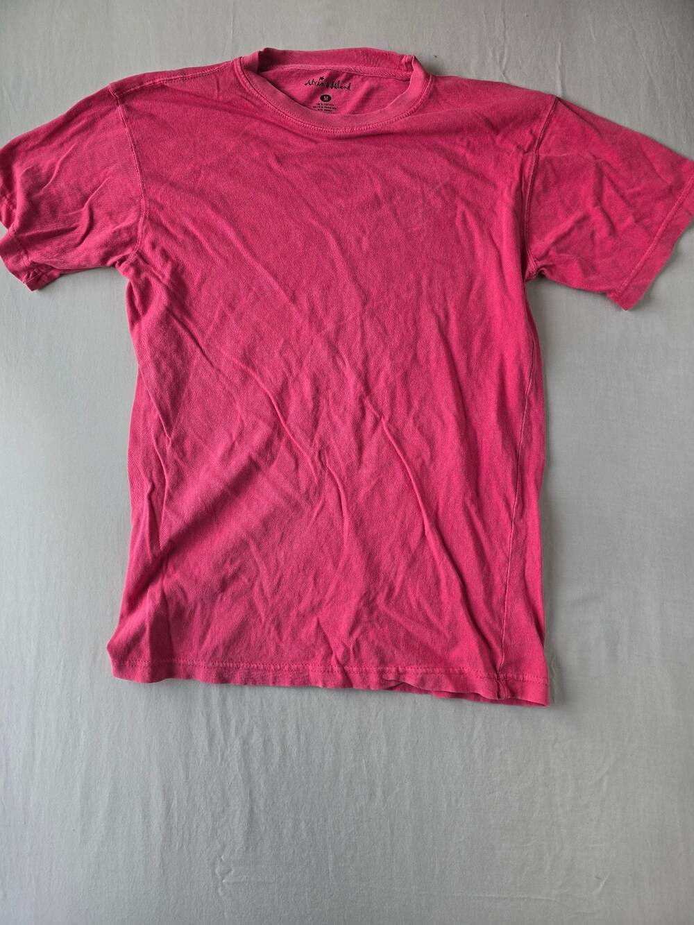 Alvin's Island Pink Short Sleeve Crewneck T-Shirt